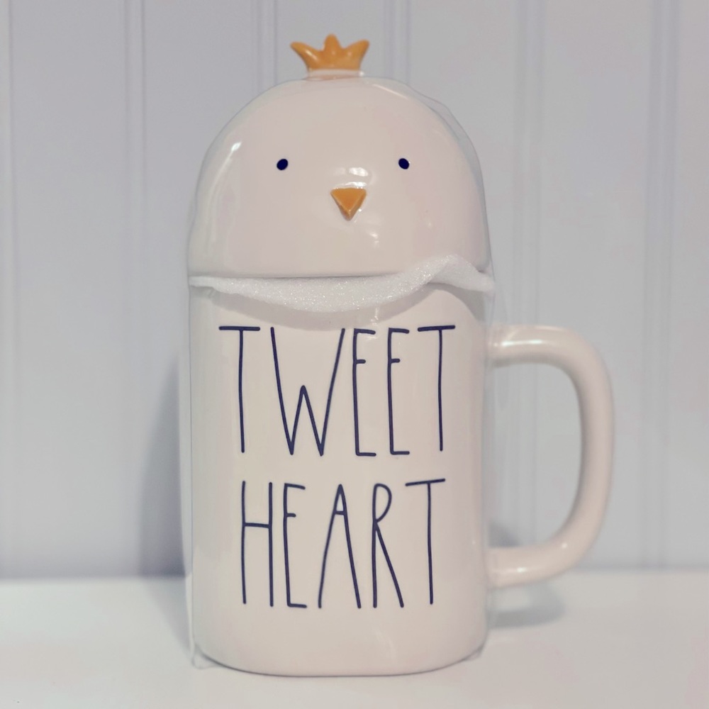 BRAND NEW RAE DUNN TWEET HEART COVERED MUG. 🐣🐣🐣🐣